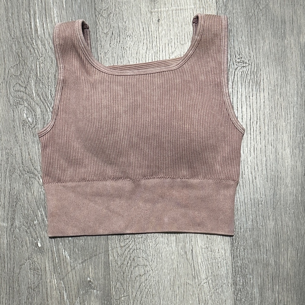 NWOT Mono B Women's Ribbed U Back Activewear PaddedTank Top - Mauve Size Small - Picture 1 of 4
